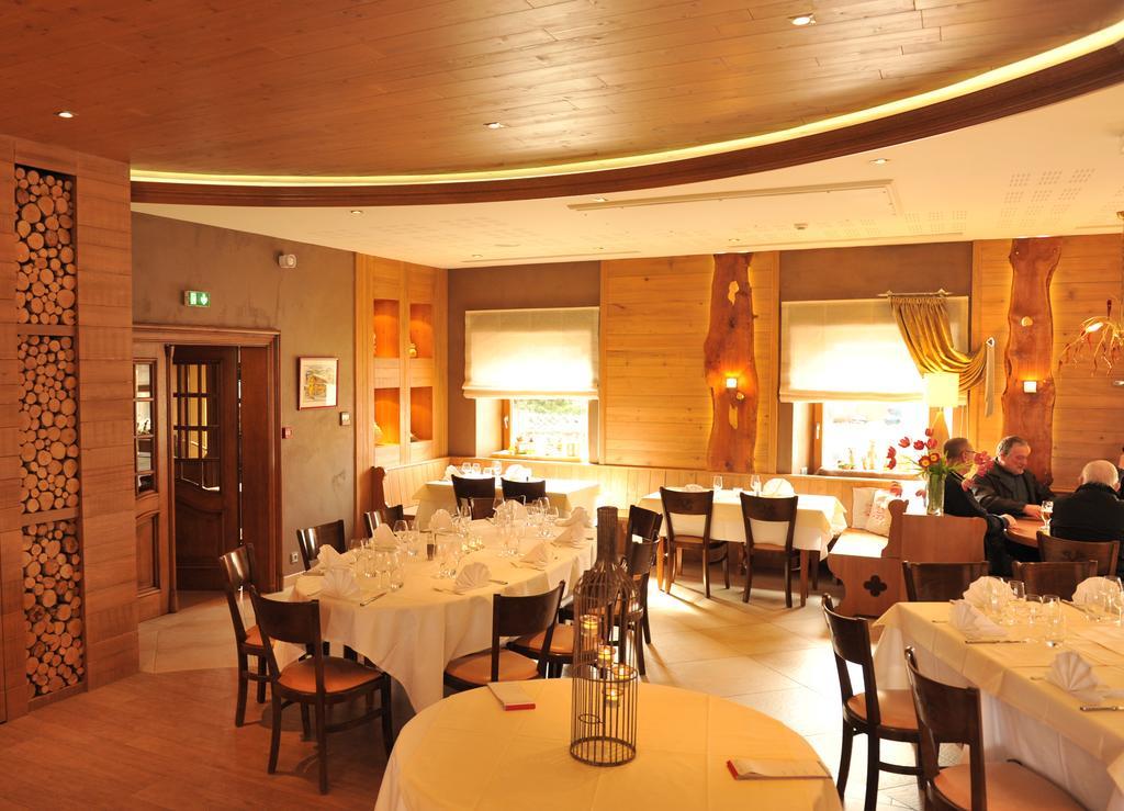 Hotel Restaurant A L'Aigle Wimmenau Esterno foto
